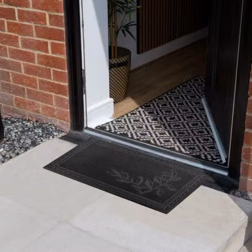 JVL Black Rubber Pin Foliage Scraper Doormat, W: 45 cm, L: 75 cm – 2