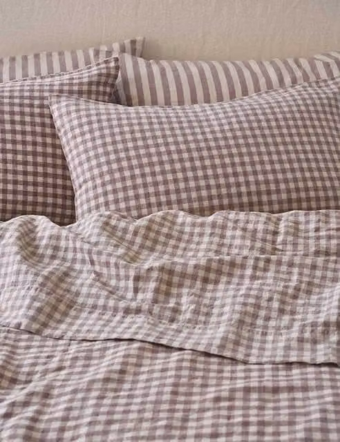 Piglet In Bed Linen Rich Gingham Pillowcase Set in Light Pink Mix