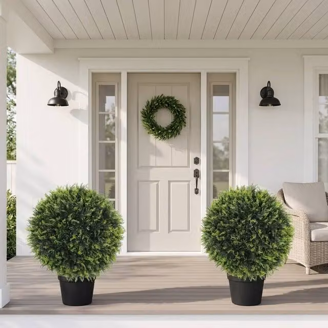 STILVORA Set of 2 Green Artificial Round Topiary Balls, Diameter: 45 cm