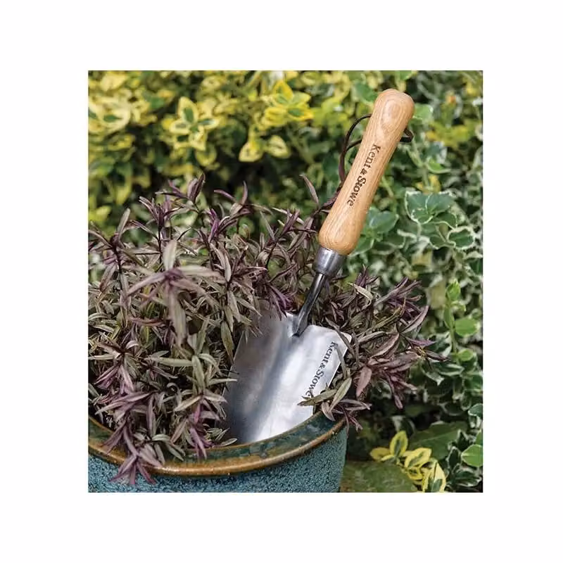 Kent & Stowe Hand Trowel with Silver Metal and Wood Handle in Multicolour – 2