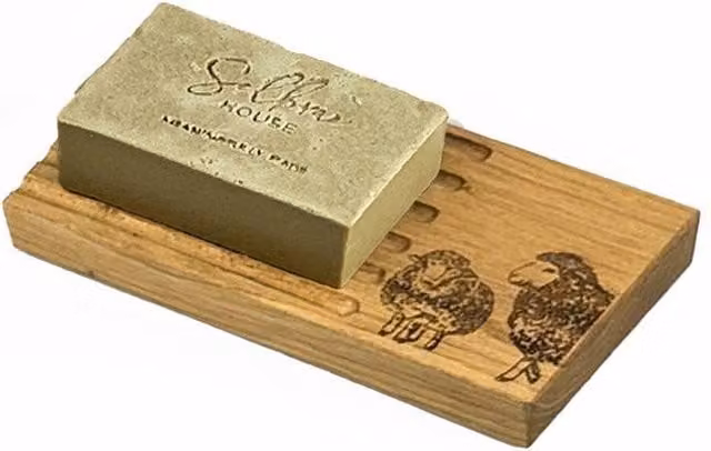 Selbrae House Sheep Oak Soap Dish and Soap Dispenser Set in Brown Wood