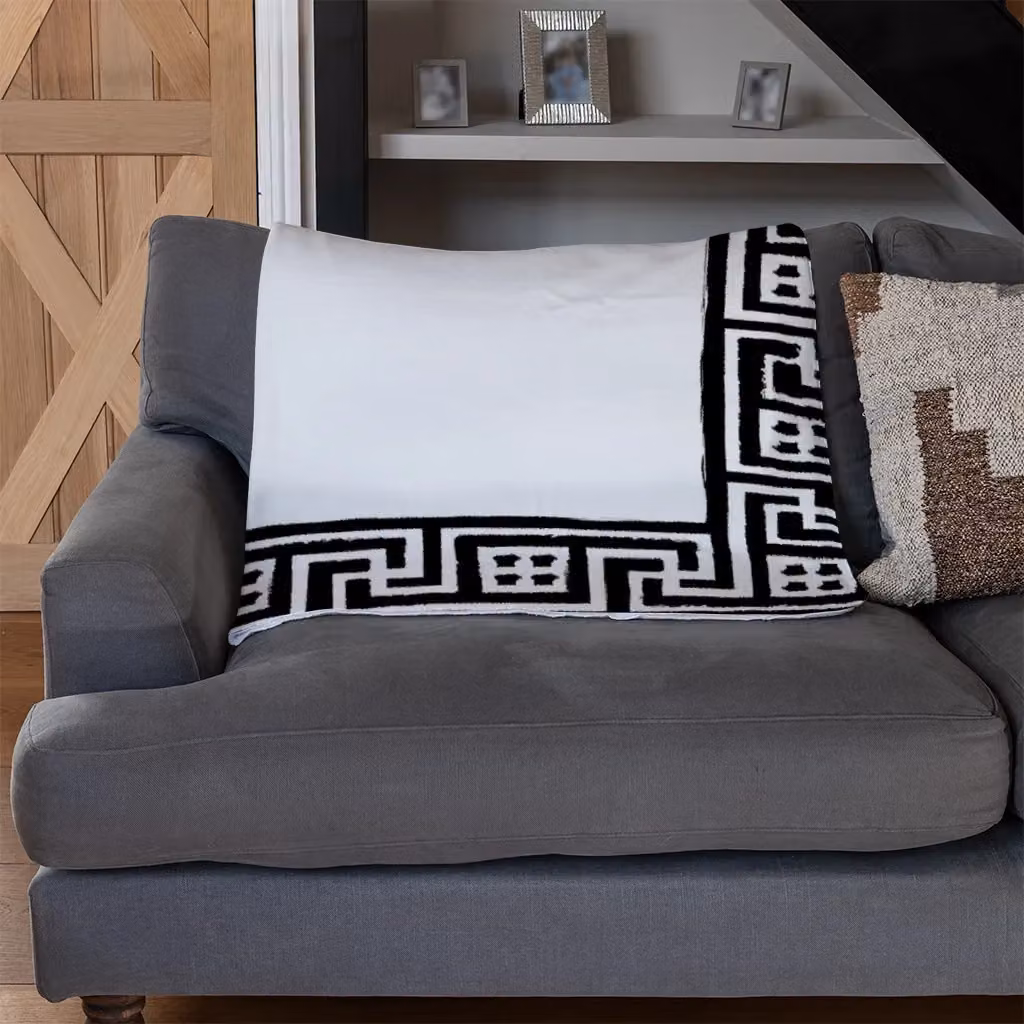 Benjamin Tate Design Greek Traditional Meandor Fleece Blanket in Black, Beige and White, W/D/H: 120 x 150 cm – 3