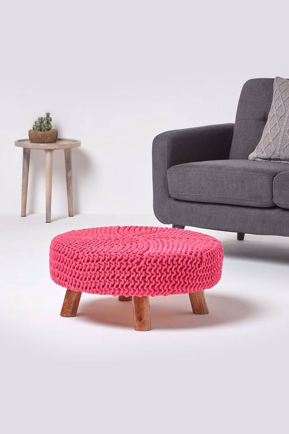Homescapes Large Round Pink Cotton Knitted Footstool with Wood Legs – 2