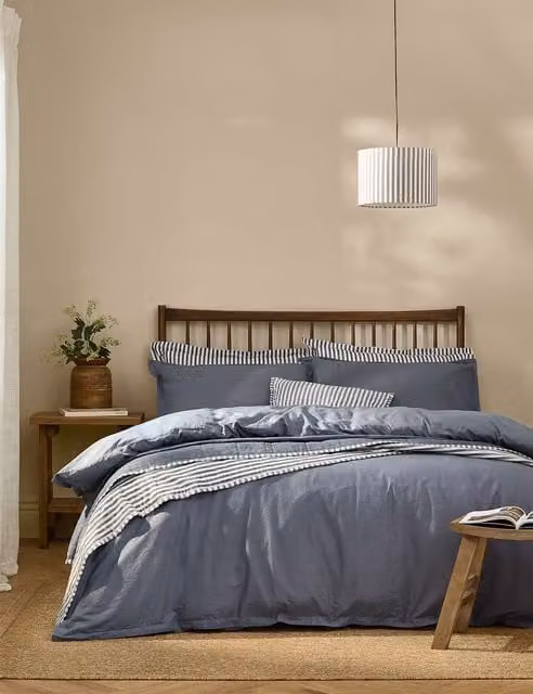 YARD Hebden Pure Cotton Percale Bedding Set with Duvet Cover and Pillowcase in Denim Blue, W: 140 cm, L: 200 cm