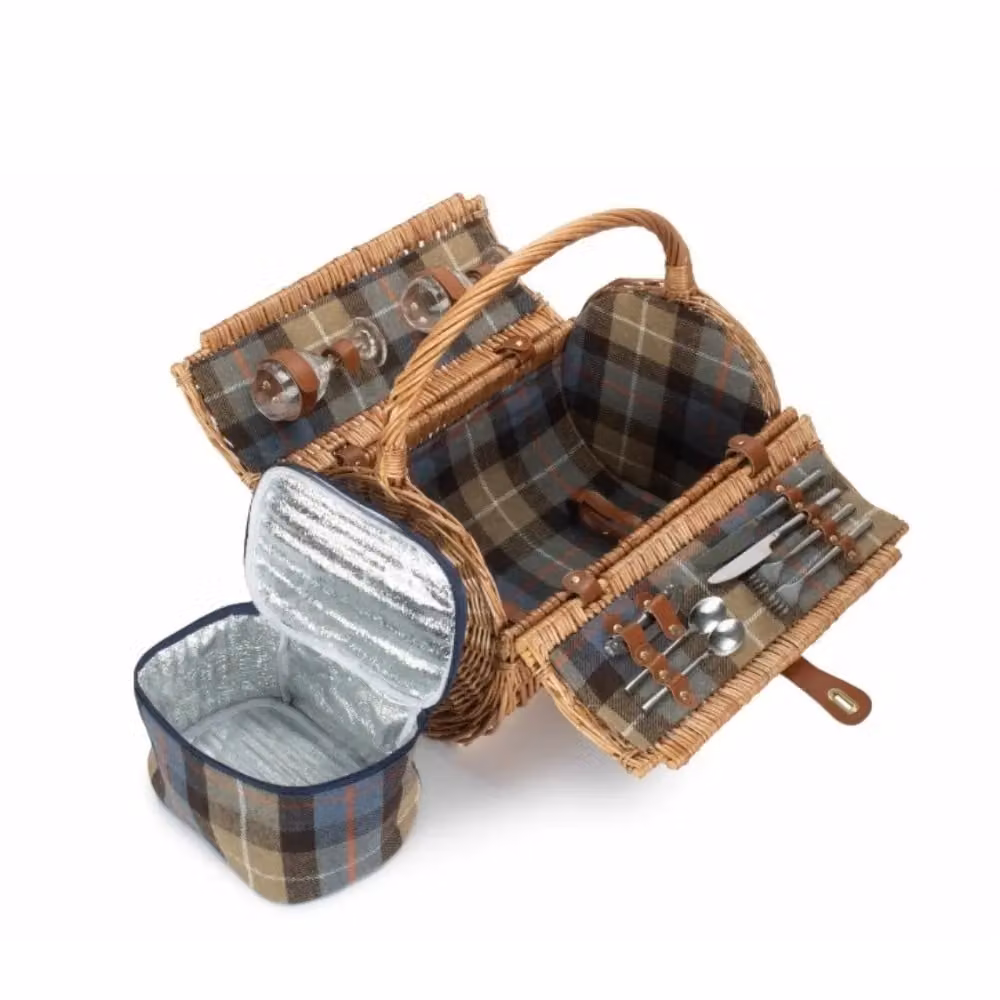 Ravenstor Barrel Fitted Wicker Picnic Basket for 2 People in Blue and Red