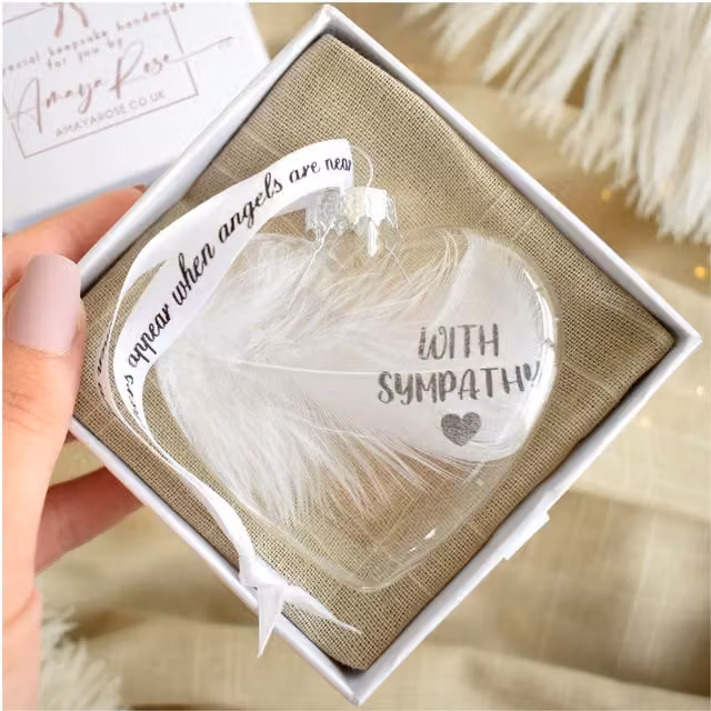 Amaya Rose Ltd Feather Heart In Memory Condolence Bauble in White and Transparent Glass