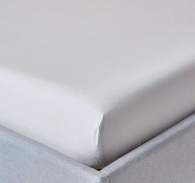 Homescapes 200 Thread Count Egyptian Cotton Percale Fitted Sheet, Silver, 180 x 200 cm