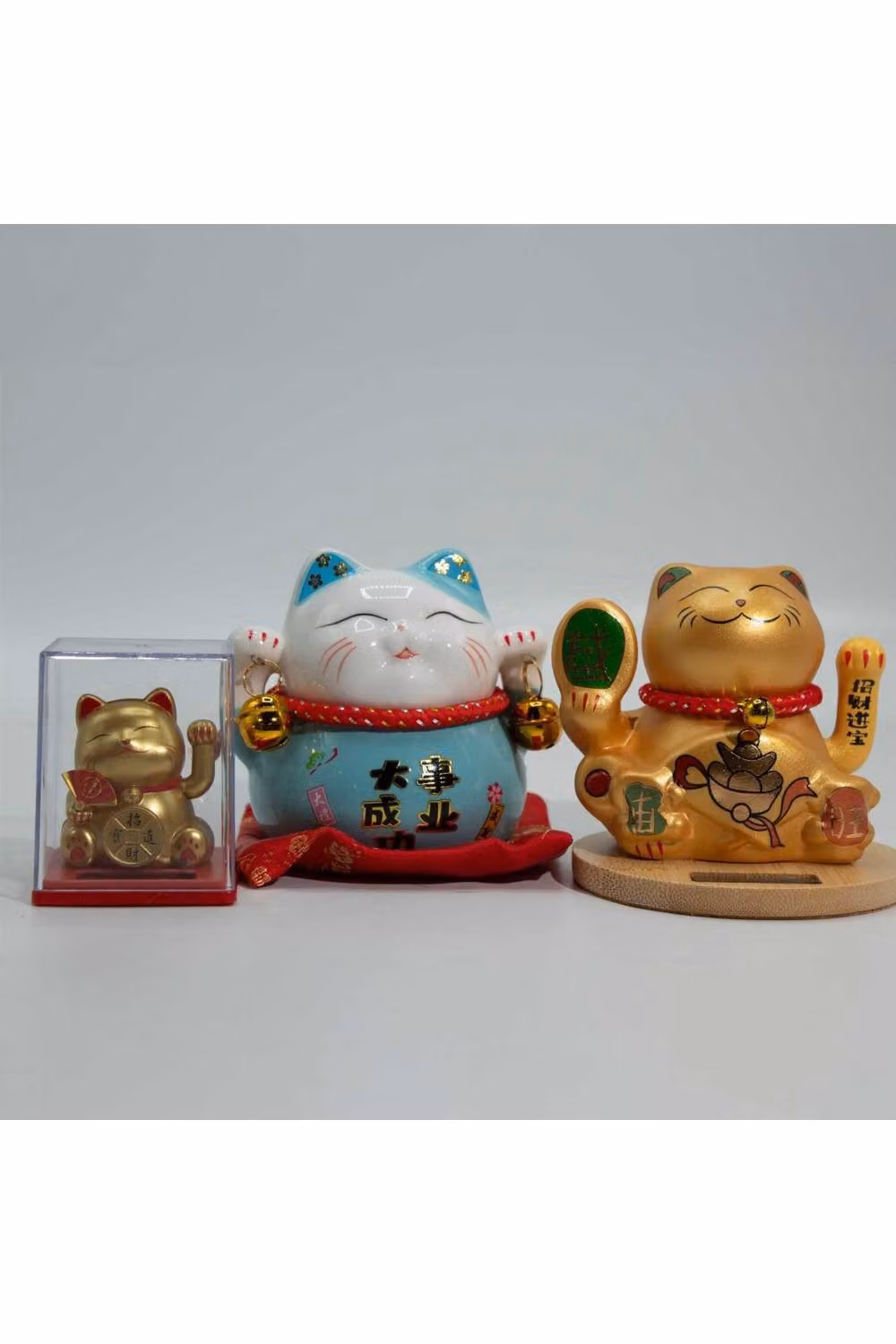 KDMD Gold and Red Mini Solar Powered Waving Money Cat in Display Box – 2