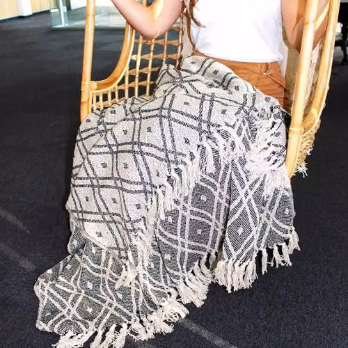 KDMD Boho Fluffy Cotton Throw in Black and Beige, W: 125 cm, L: 150 cm – 3