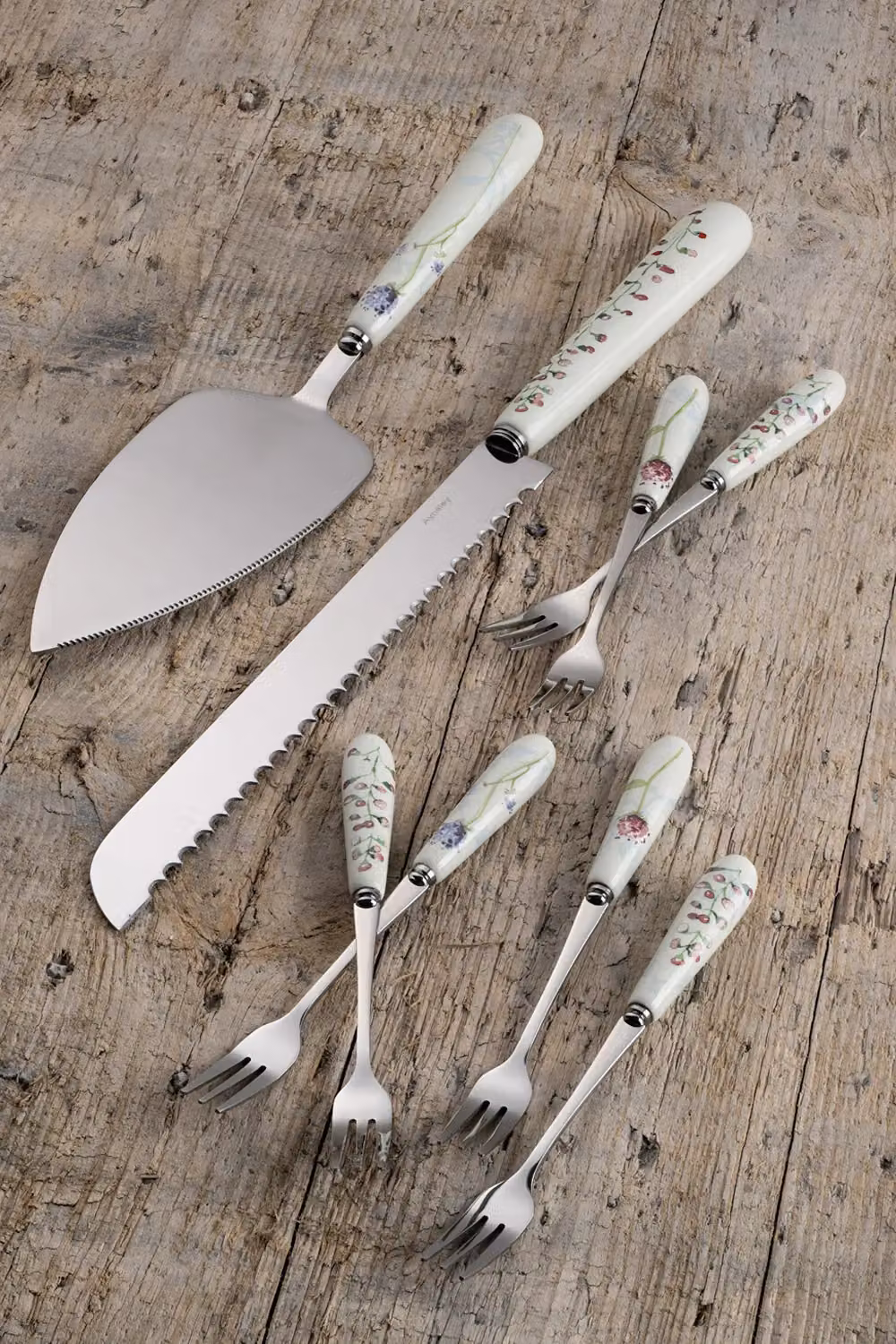 Aynsley Camille Pale Jade Floral Bone China and Stainless Steel Pastry Set in Green and Multicolour – 2