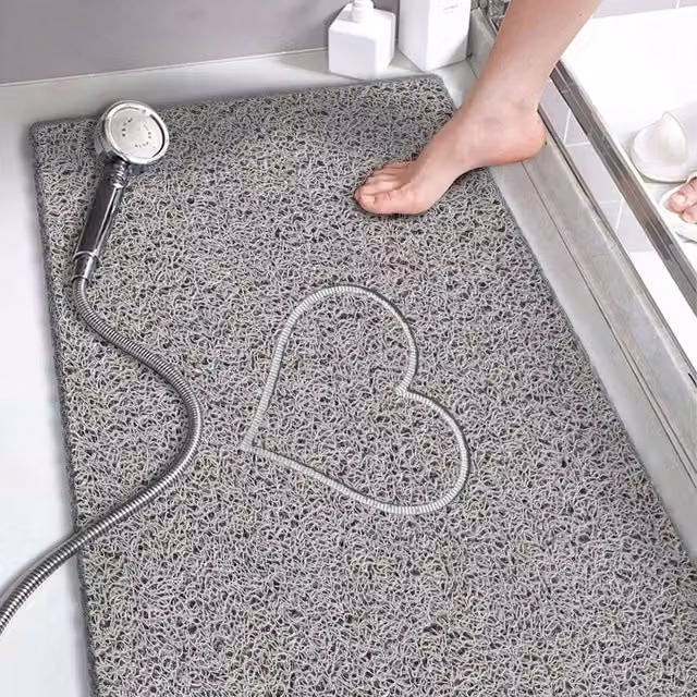 Nicoman Spaghetti Loofah Anti Slip Shower Mat in Grey, W: 60 cm, D: 40 cm
