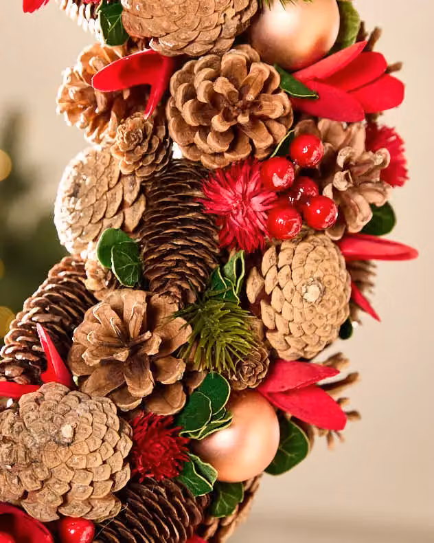 Dibor Giant Canterbury Christmas Front Door Wreath in Red, Gold, Green and Multicolour, Diameter: 50 cm – 4