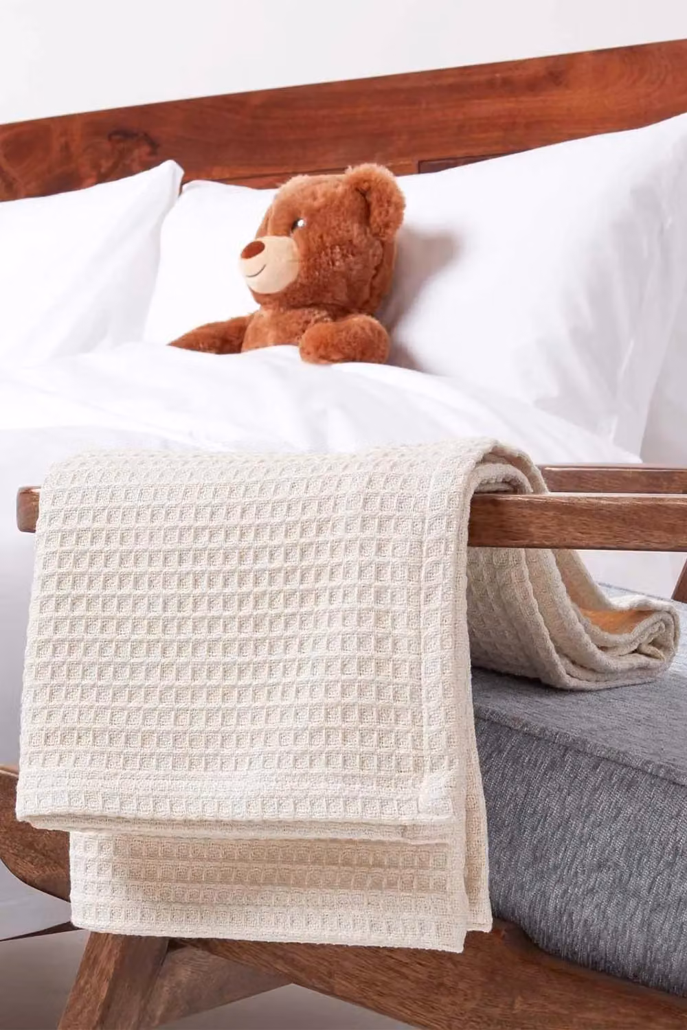 Homescapes Cotton Waffle Pique Baby Blanket in Beige, W: 90 cm, L: 112 cm – 2