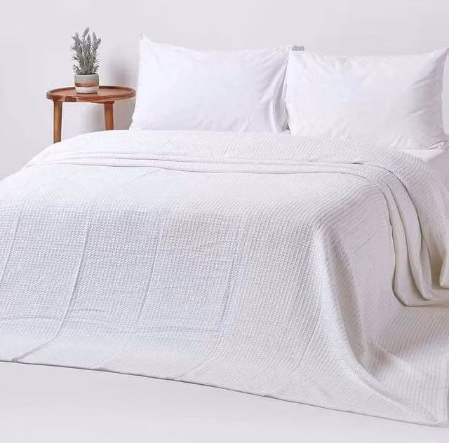Homescapes Organic Cotton Waffle Pique Throw in White, W/D/H: 125 x 150 cm