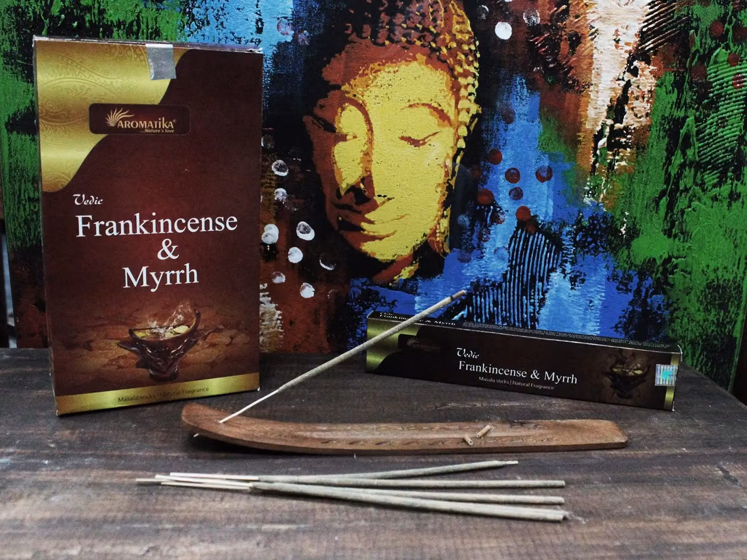 Aromatika Oriental Frank and Myrrh Incense Sticks in Red – 2