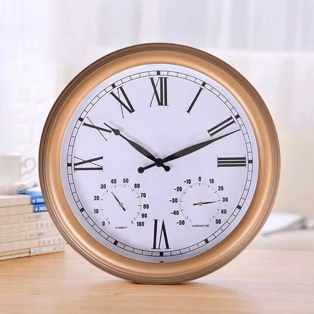 Hinsinc Vintage Round Resin Wall Clock in Bronze, Diameter: 38.1 cm