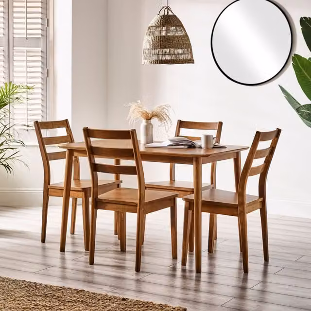FurnitureboxUK Lynton Mid-Century Walnut Colour Rubberwood Dining Table and 4 Chairs Set