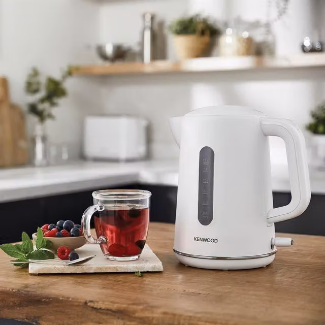 DeLonghi Abbey Lux White Kettle with 1.7 l Capacity and Limescale Filter – 2
