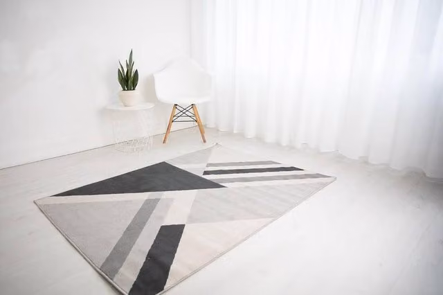 DS Living Ravella Apex Geometric Rug in Beige and Anthracite, W: 80 cm x L: 150 cm