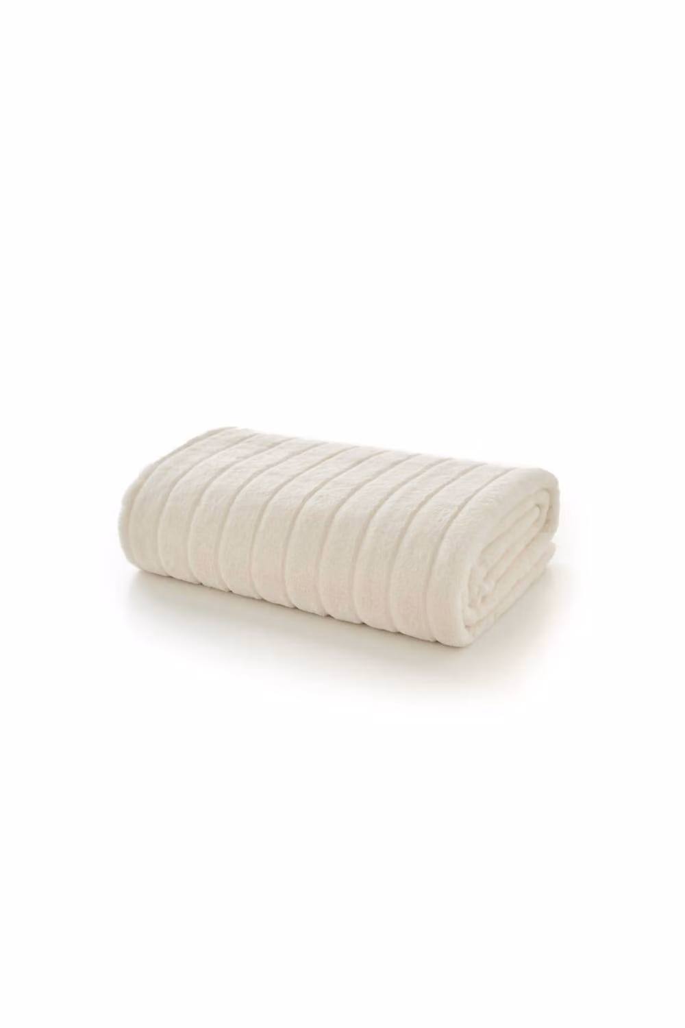 Deyongs Hockley Supersoft Faux Quilted Throw in Beige, W: 150 cm, L: 200 cm – 2