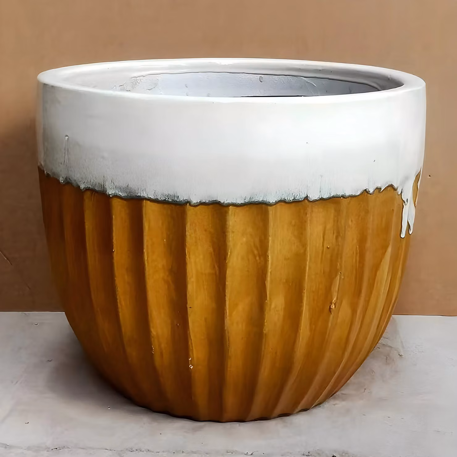 Primrose Ribbed Textured Glazed Round Clay Patio Planter in Two Tone Yellow and Brown, Diameter: 45 cm – 2