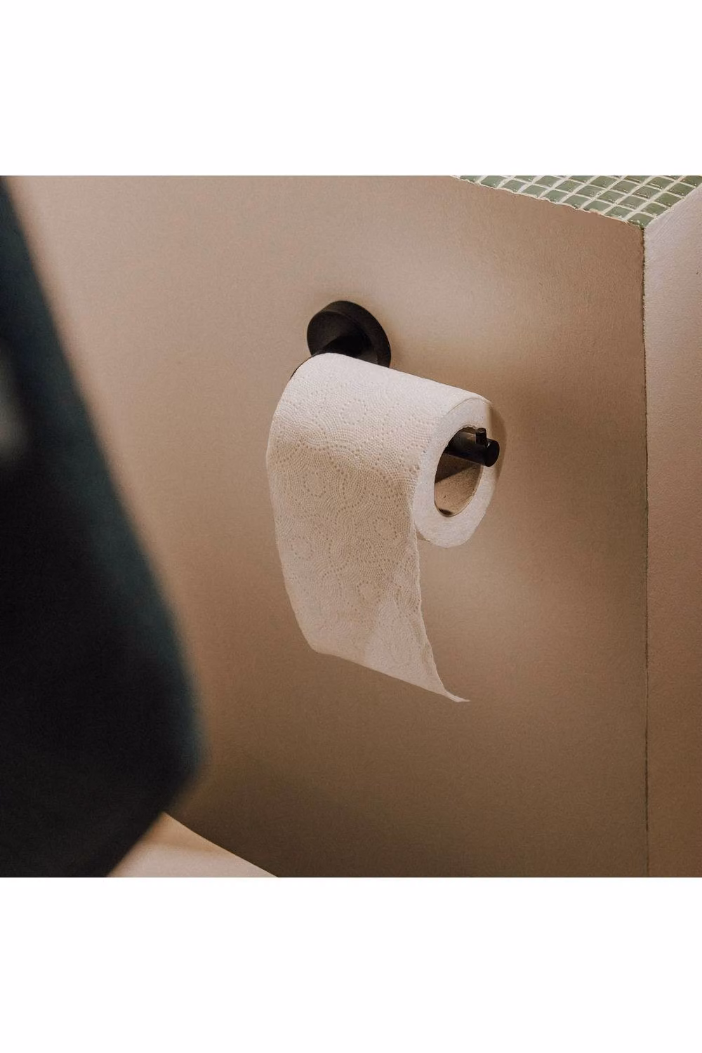 Cosmic Wall Mounted Metal Toilet Roll Holder in Green – 3