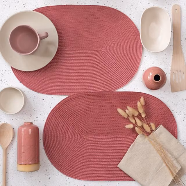 dc fix Mineral Red Eco-Line Wipe Clean Oval Weave Placemats, Set of 4, Red