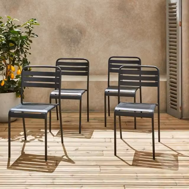 sweeek Set of 4 Stackable Steel Garden Chairs in Matt Dark Grey, W/D/H: 52 x 52 x 79 cm – 1