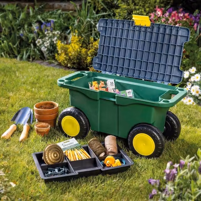 mysmartbuy Garden Tool Trolley and Seat in Green, Plastic Storage Cart with 4 Wheels, 2 Handles, Clasp Lid and Removable Tray, H: 30 cm, W: 55 cm, D: 27 cm