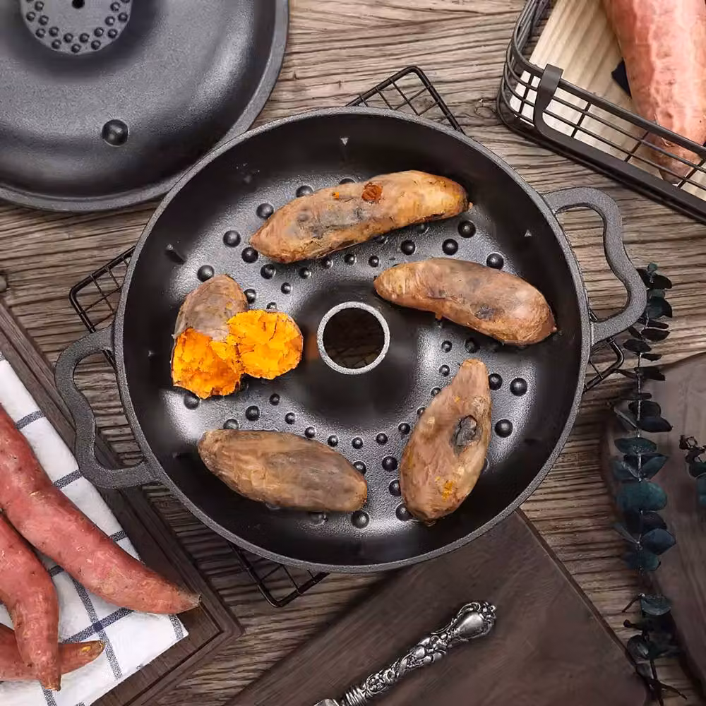 Living and Home Seasoned Cast Iron Chicken Roaster and Dutch Oven with Lid, Black, Diameter: 28 cm – 9