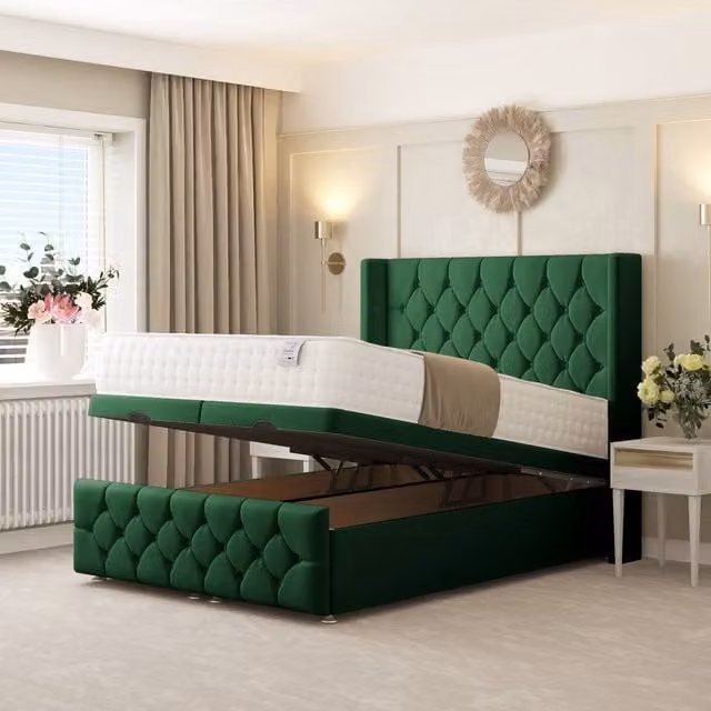 Bed Choices Deluxe Ottoman Upholstered Chesterfield Divan Bed in Green Velvet, W/D/H: 200 x 200 cm