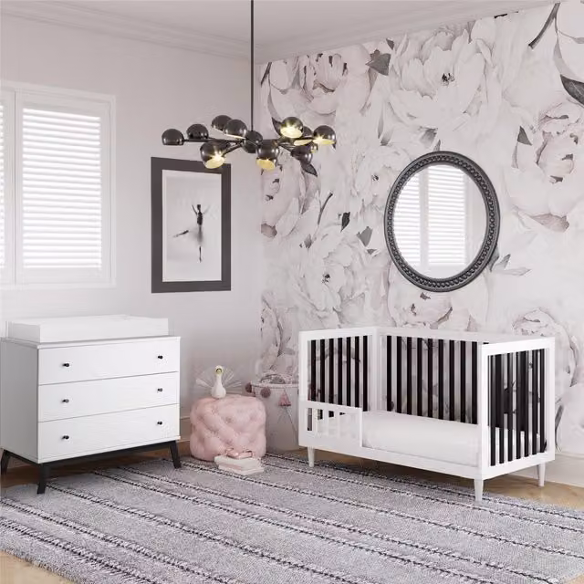 Little Seeds LS Rowan Valley Flint 3 in 1 Crib with Rail in White and Black