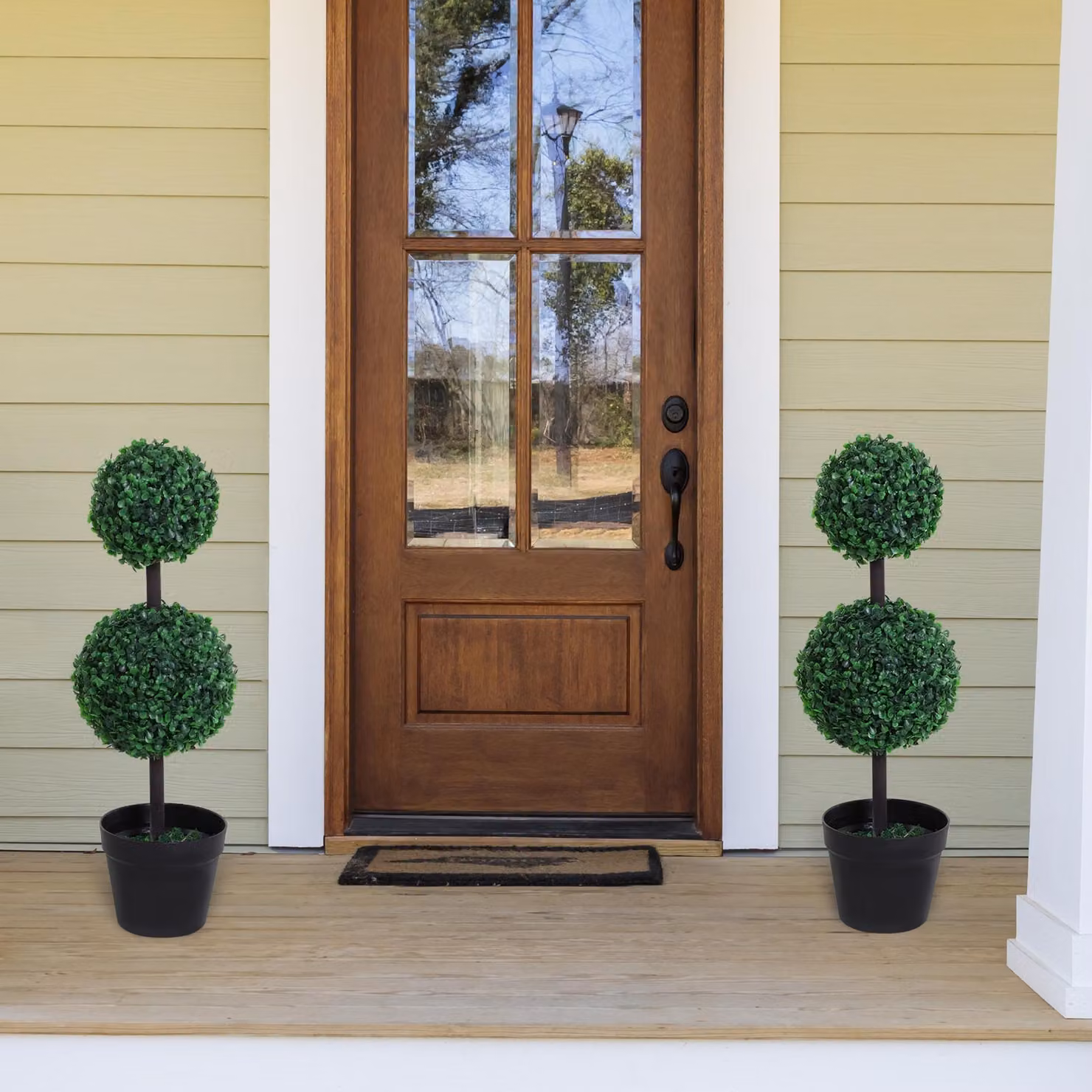 Outsunny Set of 2 Green Artificial Boxwood Ball Topiary Trees in Black Pots, Height: 67 cm – 2