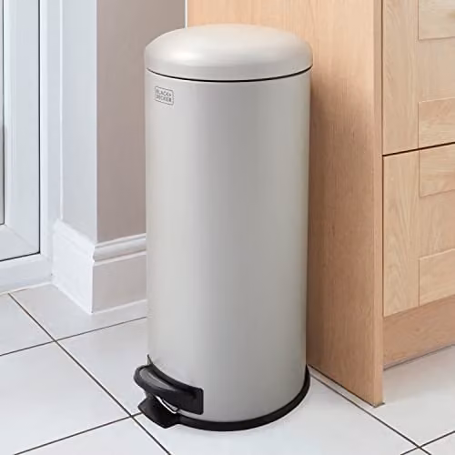 Black+Decker 30 Litre Dome Kitchen Pedal Bin with Soft Close Lid and Removable Inner Bucket in Grey Steel – 1