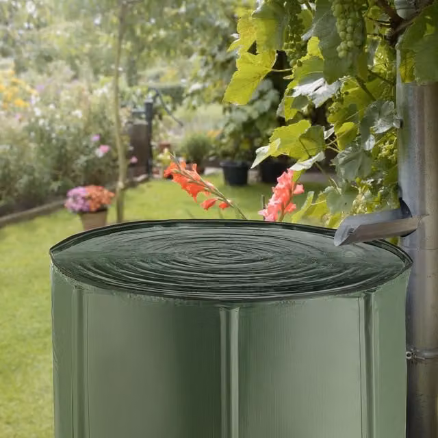 tectake Freestanding Plastic Rainwater Tank, Green, W/D/H: 100 x 70 x 70 cm