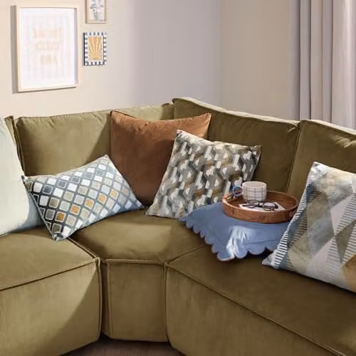 Riva Home Metro Harlequin Green Velvet Jacquard Decorative Square Cushion, W/D/H: 50 x 50 x 50 cm – 3