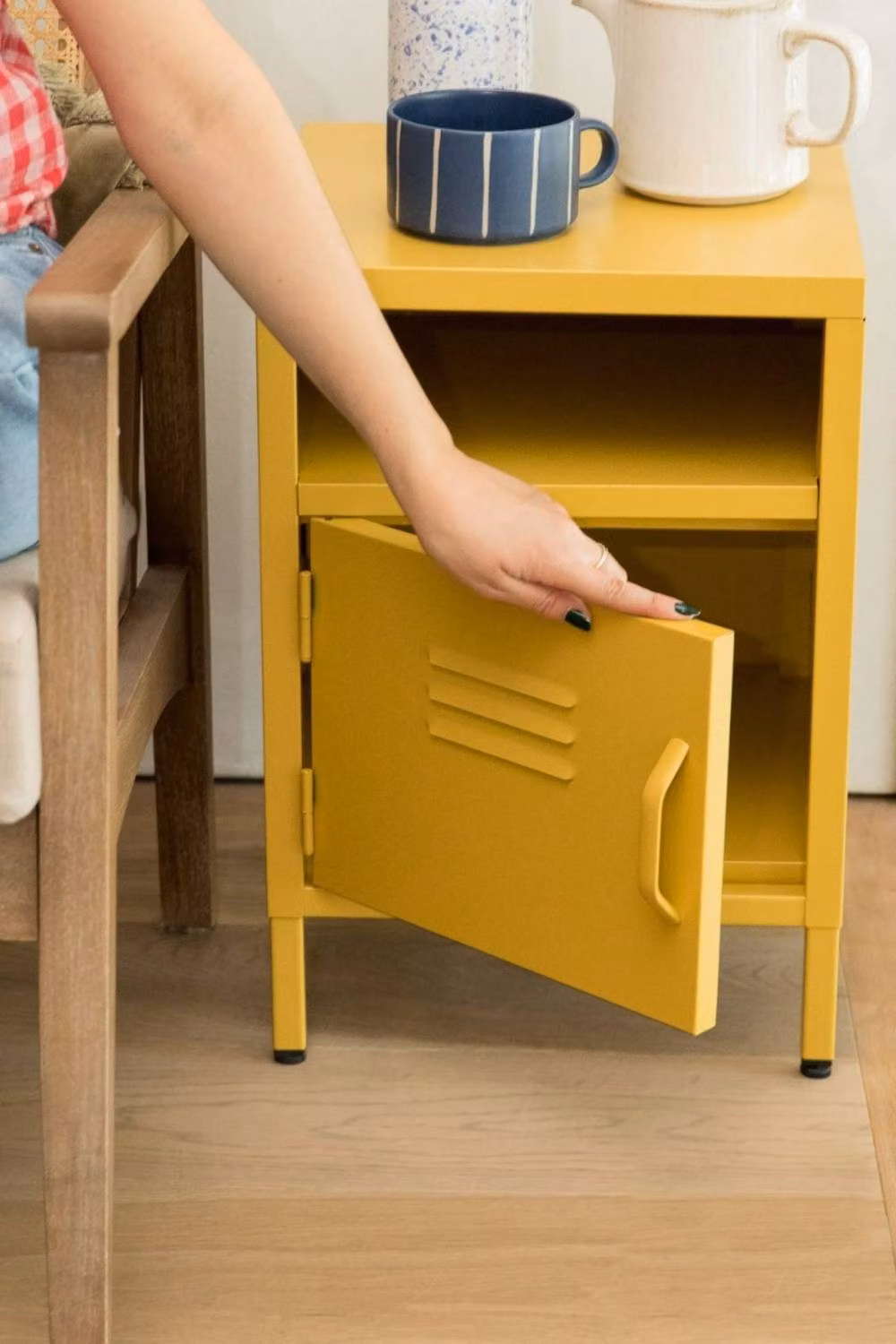 Scandi Home Mustard Yellow Metal Locker with Internal Shelf, W/D/H: 35 x 35 x 51 cm – 3