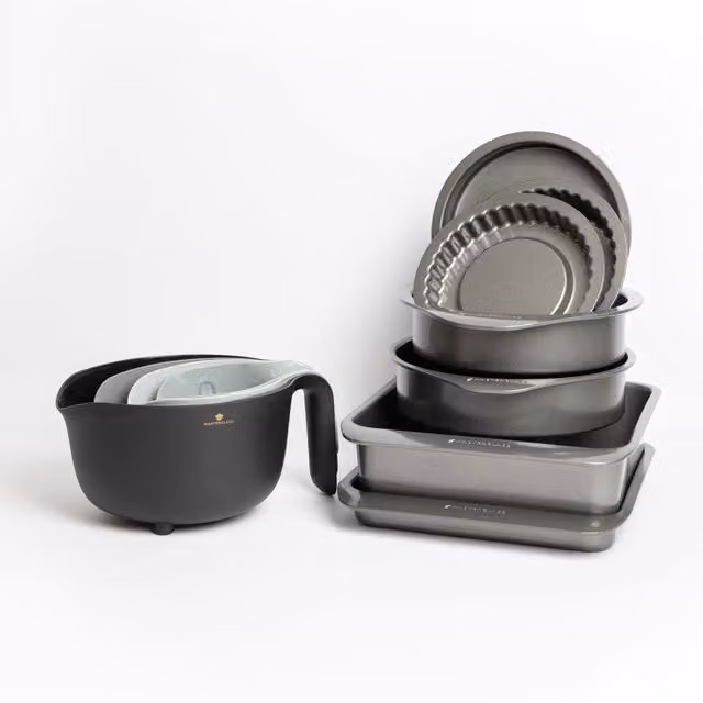 MasterClass 7 Piece Smart Space Non-Stick Cake Baking and Bowl Set in Black – 1