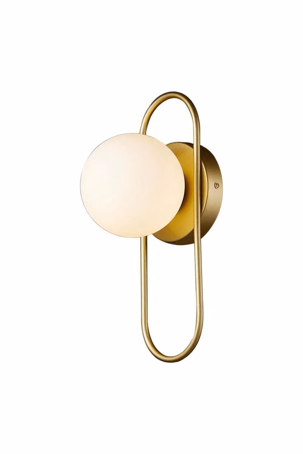 H&O Direct Golden Wall Light with Frosted Glass Bulb in Gold/Brass – 2