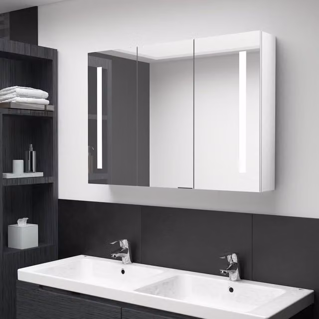 Berkfield Home LED Bathroom Mirror Cabinet in Shining White, W/D/H: 89 x 14 x 62 cm