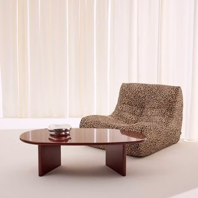 sweeek Oval Coffee Table with Glossy Finish in Red, W: 60 cm, D: 60 cm, H: 34.5 cm