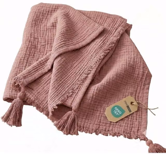 Homescapes Muslin Cotton Throw Blanket, Pink, W/D/H: 127 x 180 cm – 1