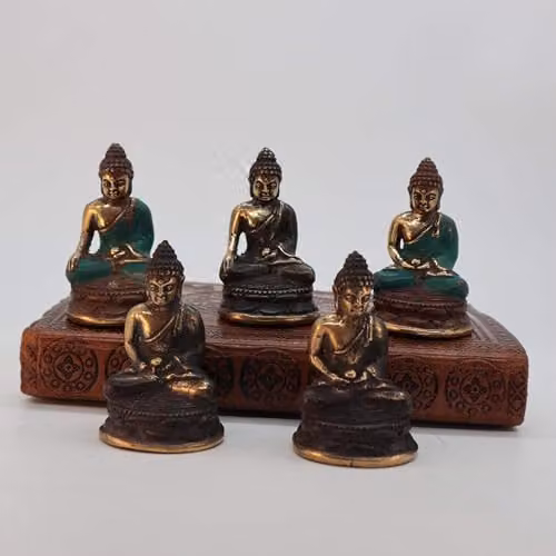 KDMD Mini Meditating Sitting Buddha Tabletop Ornament in Gold Metal – 1