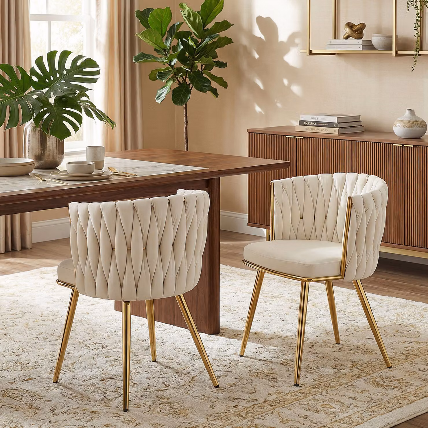 HOMCOM Set of 2 Modern Upholstered Velvet Dining Chairs with Armrests and Metal Legs in Beige – 2