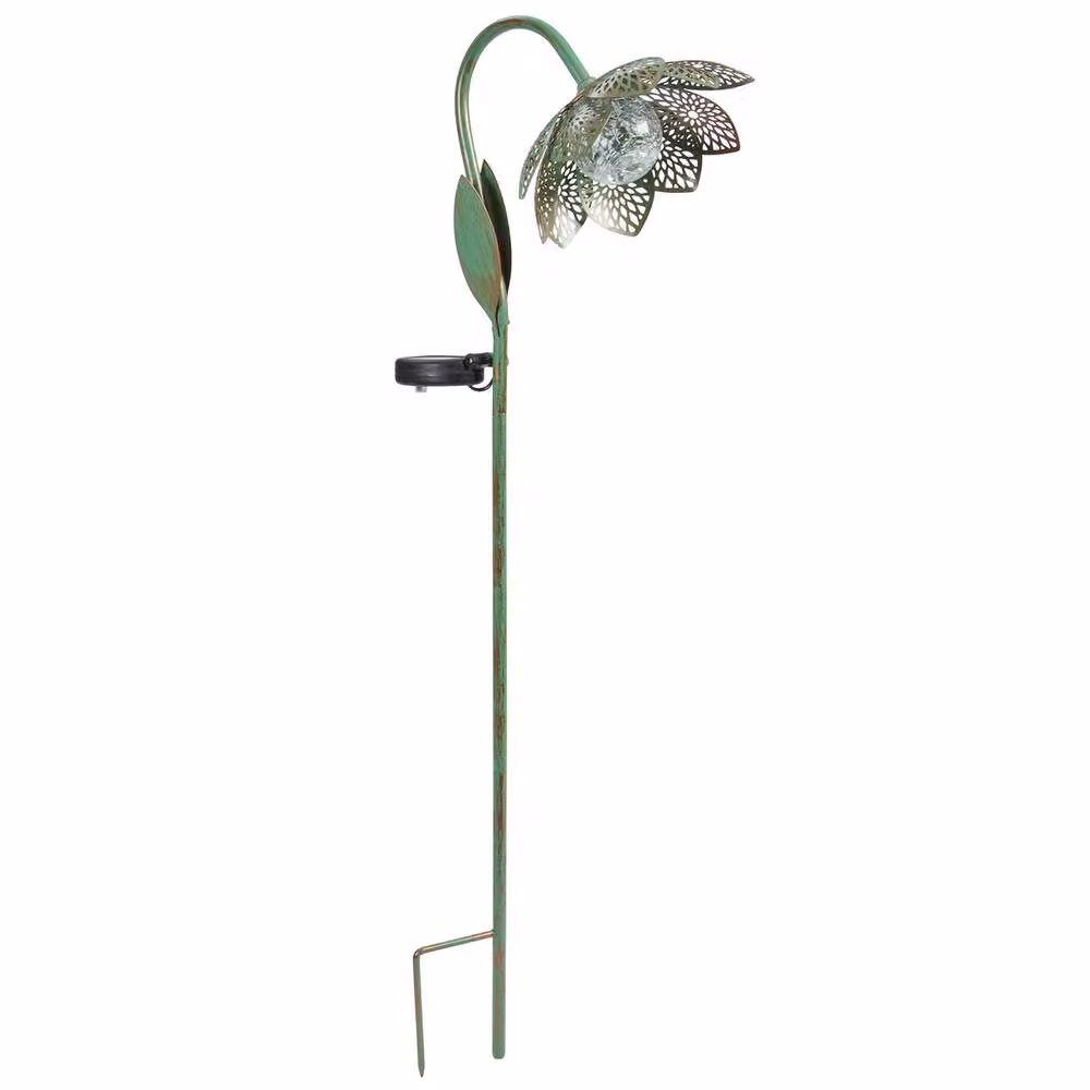 mysmartbuy Scroll Petal Solar Stake Light in Verdigris Green with Bronze Brush Finish and Colour-Changing Crackle Glass Ball, Height: 90 cm – 2