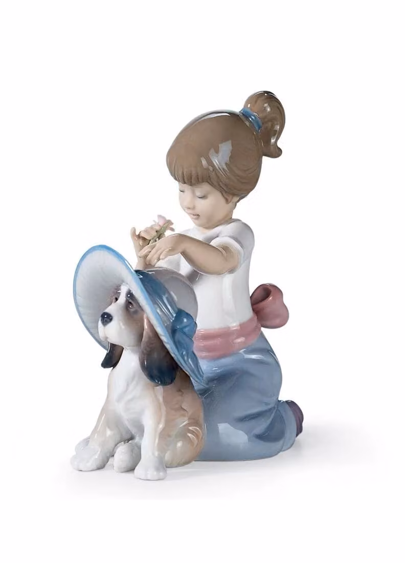 Lladró An Elegant Touch Girl Multicolour Porcelain Figurine