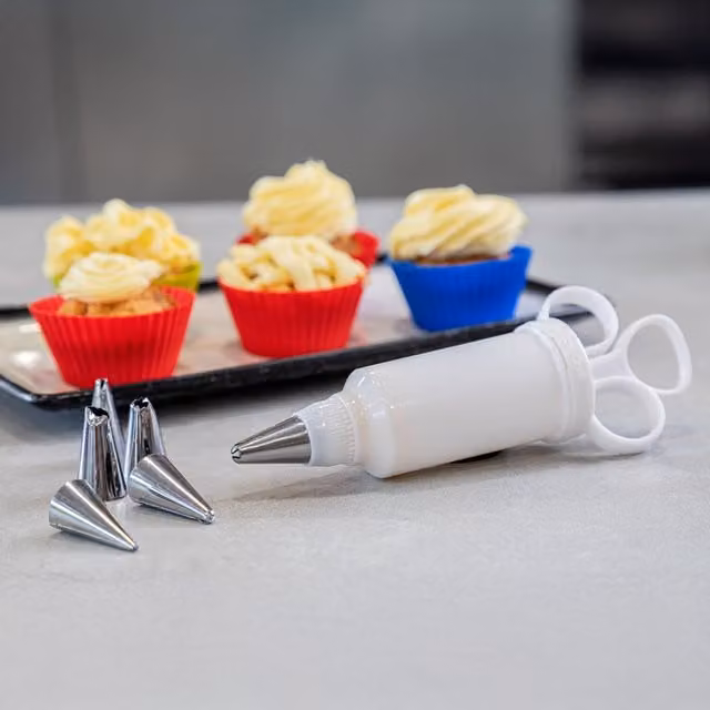 KitchenCraft Icing Syringe with Six Stainless Steel Nozzles, White