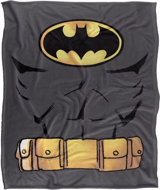 Warner Bros. Batman Costume Tee Super Soft Silky Touch Fleece Throw Blanket, Multicolour, W: 91.44 cm x L: 147 cm – 6
