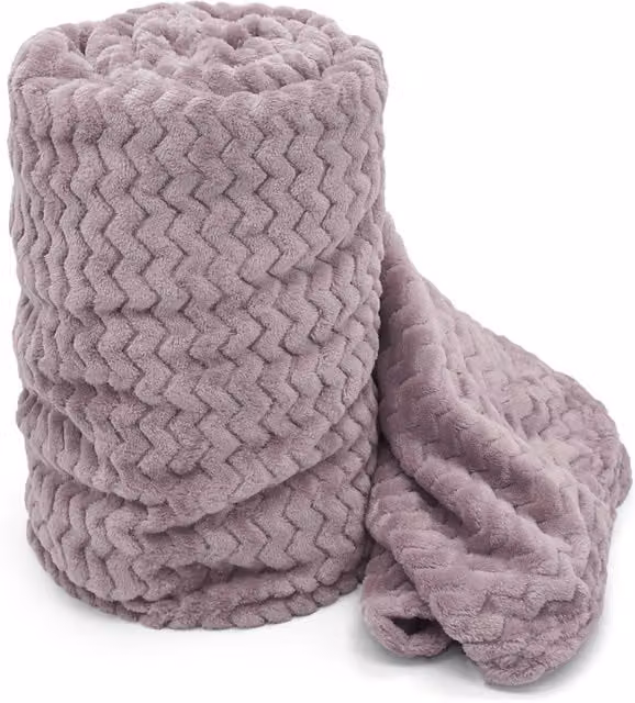 Velosso Super Soft Plush Chevron Throw Blanket in Grey and Purple, W/D/H: 127 x 152 cm