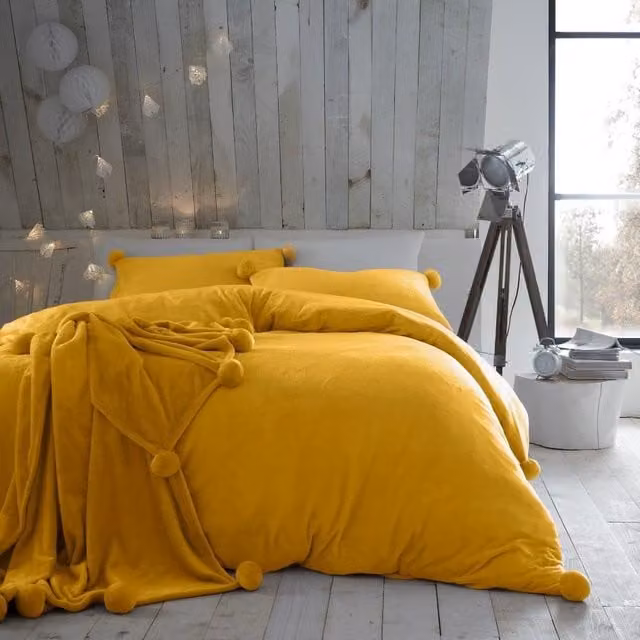 Smart Living Teddy Bear Fluffy Pom Pom Soft Fleece Duvet Cover Set with Pillowcases, Gold, Single (90 x 200 cm)
